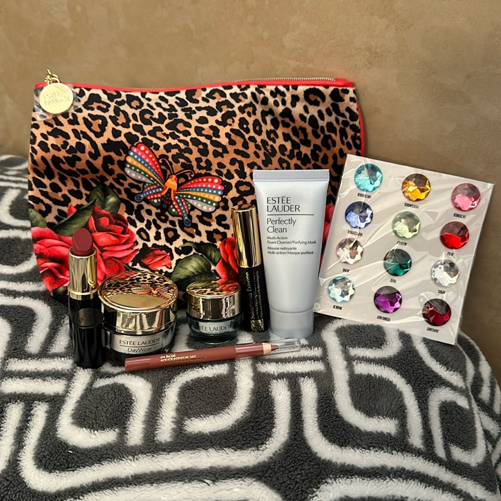 Estee Lauder Bag and Goodies